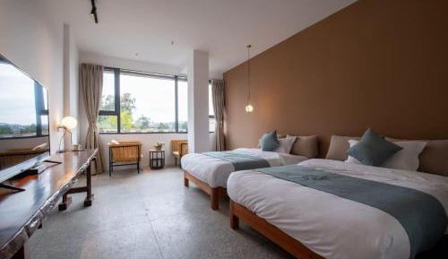 Double Room with Mountain View