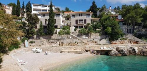 Two-Bedroom Apartment - Oceanfront 