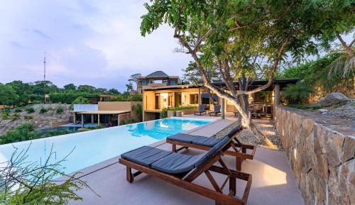 Five-Bedroom Villa