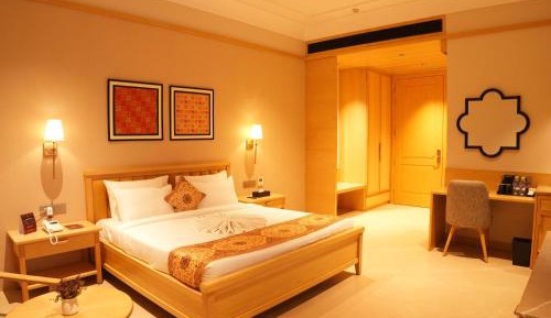 Suite with Private Pool