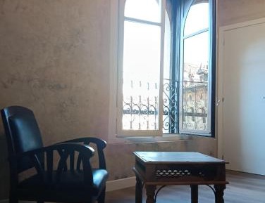 Superior One-Bedroom Apartment