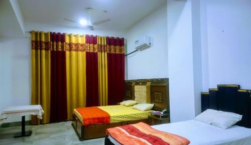 Triple Room with City View