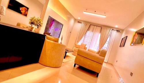 Three-Bedroom Apartment with Balcony