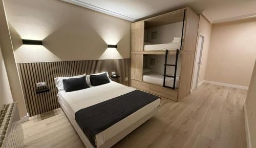 Quadruple Room with Private Bathroom and Free Shuttle