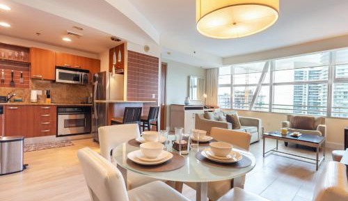 Deluxe One-Bedroom Apartment with City View
