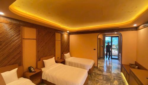 Triple Room with Pool View