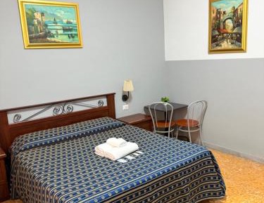 Double Room with Shared Bathroom