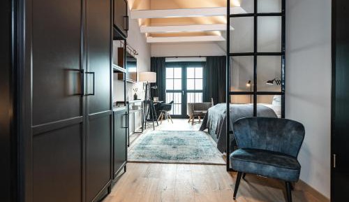 Junior Suite with Garden View