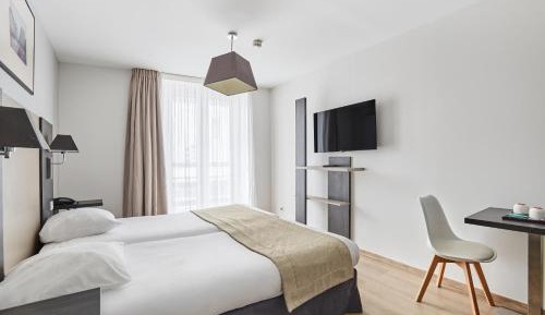 Standard Studio (2 Adults)