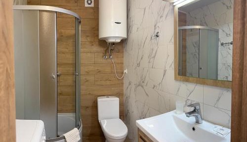 Deluxe Studio