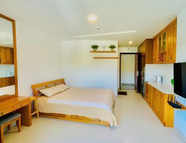 Studio with Balcony