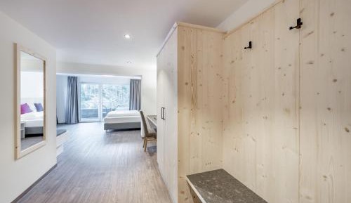 Large Double Room