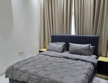 Deluxe Double Room (2 Adults + 1 Child)