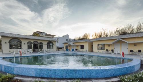King Room with Pool View