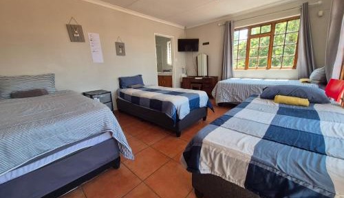 Deluxe Family Suite