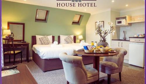 Twin Room with Kitchenette
