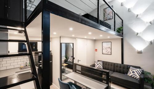 One-Bedroom Apartment