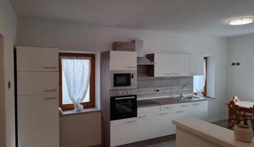 Room #1368151201