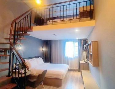 Suite with River View