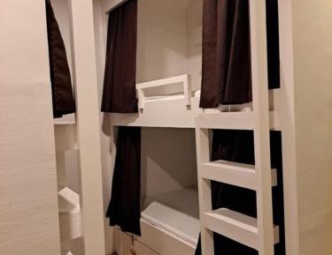 Bunk Bed in Mixed Dormitory Room