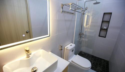 Deluxe Double Room (2 Adults + 1 Child)