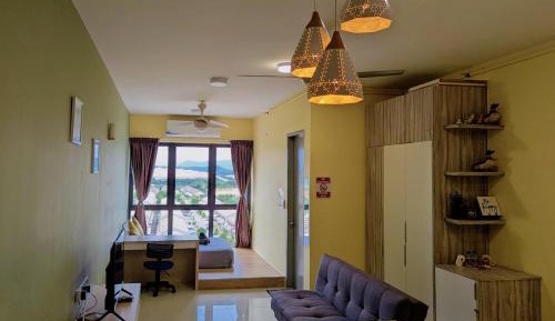 One-Bedroom Apartment with City View