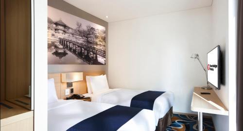Friends and Family Triple Room
