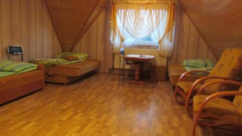 Triple Room with Shared Bathroom