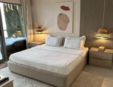 One-Bedroom Apartment with Balcony and Sea View