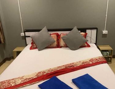 Double Room with Shared Toilet