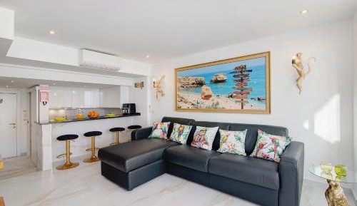 Two-Bedroom Superior Apartment