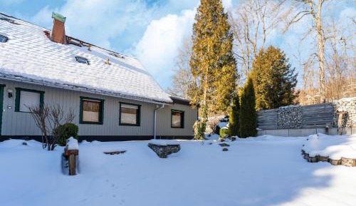 Five-Bedroom Holiday Home