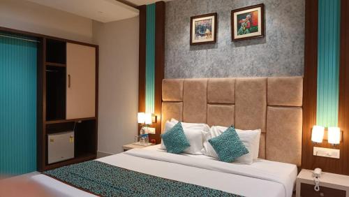 Suite with Balcony