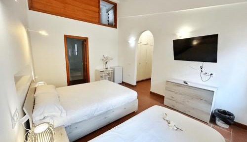 Deluxe Double Room with Bath