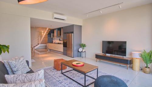 Two-Bedroom Deluxe Apartment