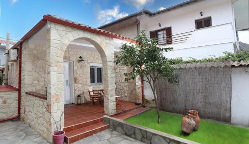 One-Bedroom House