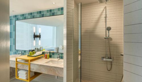 Two-Bedroom Suite with Sea View - Bay Tower 