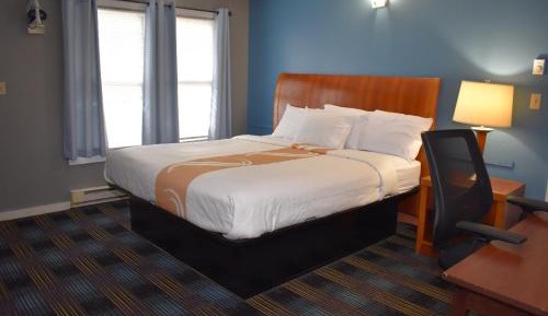 Queen Room