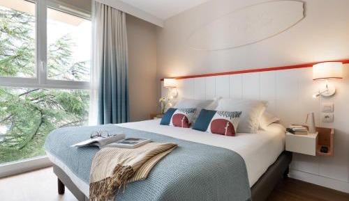 One-Bedroom Apartment (6 People) - Garden View