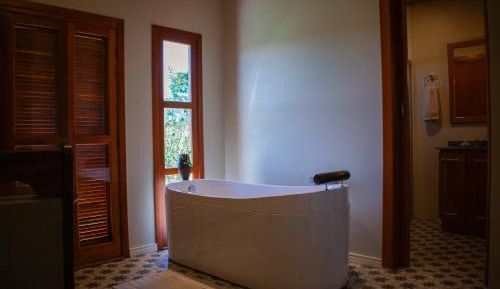 Deluxe Double Room with Bath