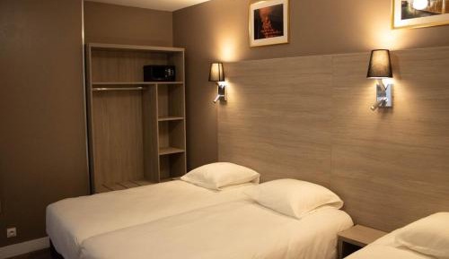 Triple Room with Private Bathroom