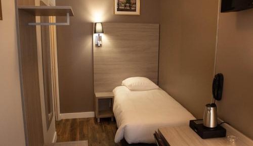 Single Room with Private Bathroom