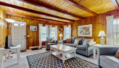 Two Bedroom Holiday Home