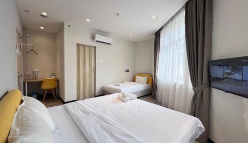 Deluxe Triple Room