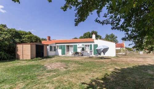 Holiday Home (5 Adults)