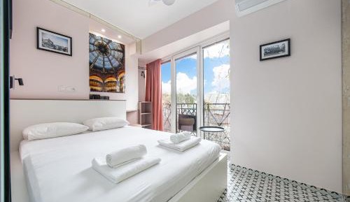 Deluxe Double Room with Shower