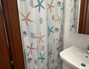Quadruple Room with Private Bathroom