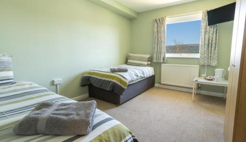 Twin Room with Shared Bathroom