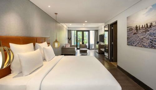 Premium Deluxe Room, 1 King Size Bed, Garden View with Free Coffee Capsule Machine, Kids and Resort Activities