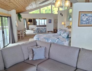King Suite with Ocean View